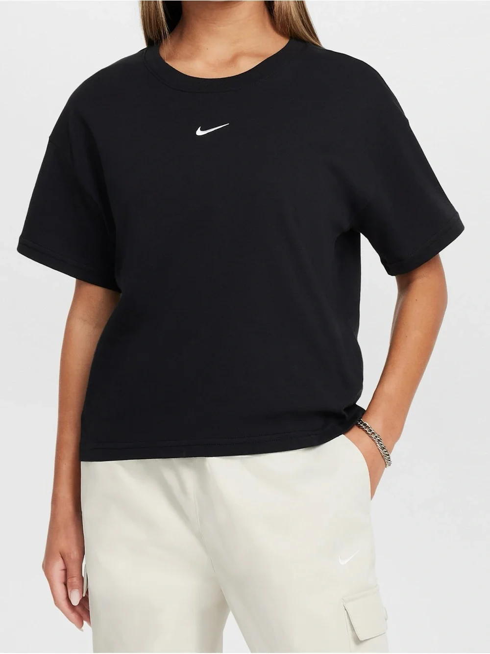 Nike Sportswear Essential Big Kids' (Girls') T-Shirt DH5750-010 Black Size XL
